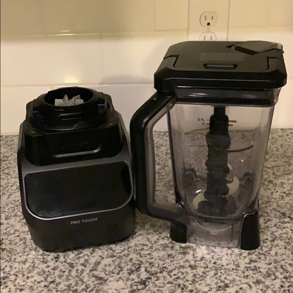 Ninja Pro Touch blender - Picture 3 of 3